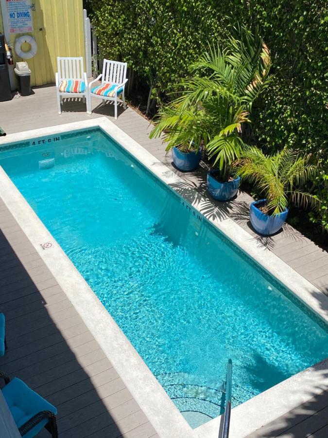 Duval Gardens Bed & Breakfast Key West Exterior photo