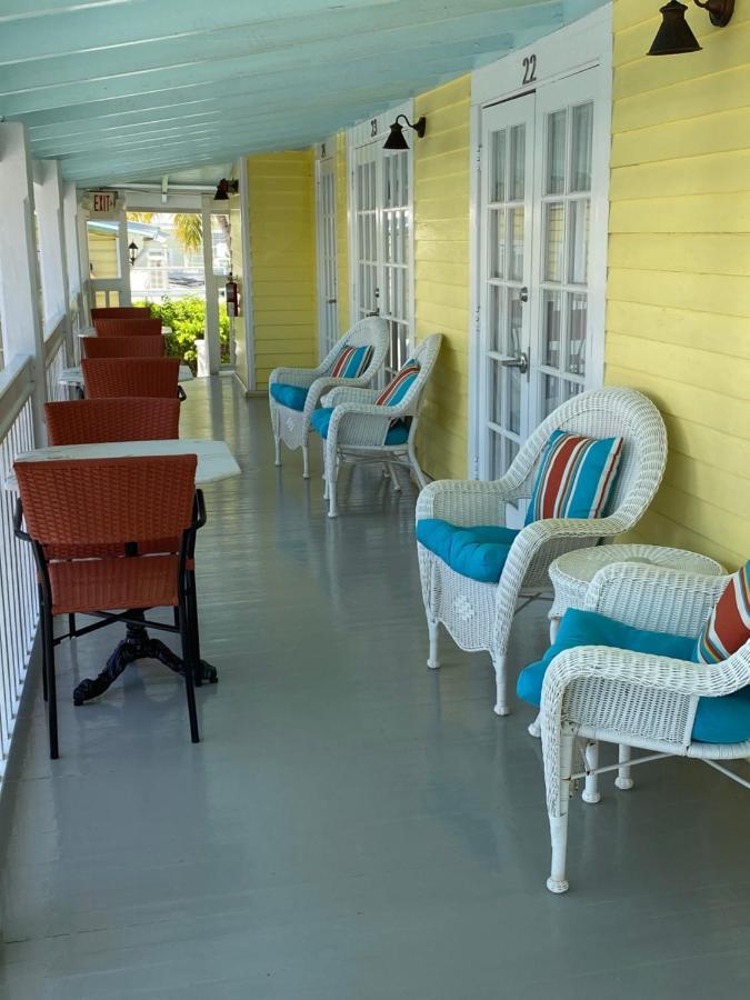 Duval Gardens Bed & Breakfast Key West Exterior photo