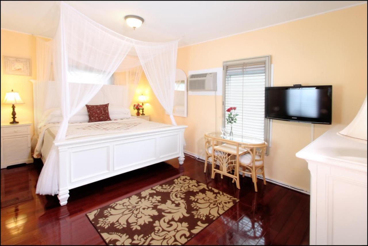 Duval Gardens Bed & Breakfast Key West Exterior photo